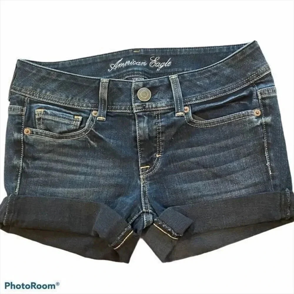- American Eagle stretch women shorts